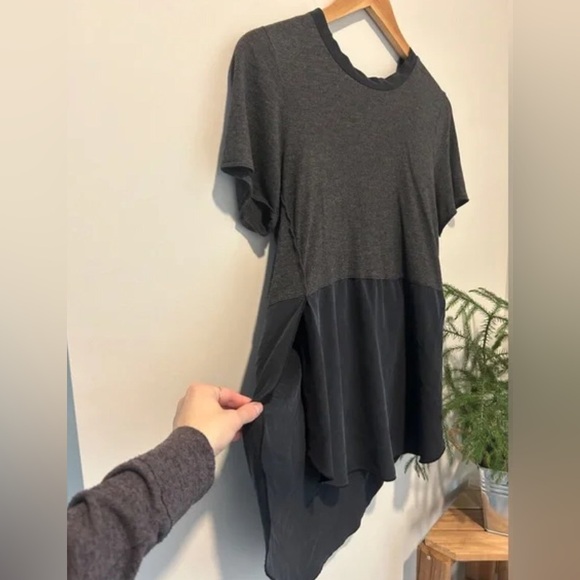 Aritzia - Wilfred Capucine Top With Silk Heather Grey/Black - Picture 3 of 5